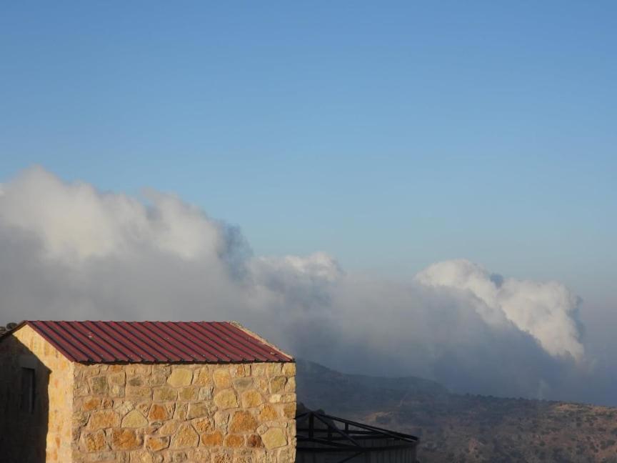 Ein Lahda Camp-Site Hotel Dana Exterior photo